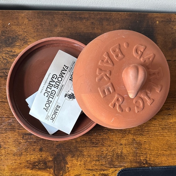 Cartier Bakeware Terracotta Bread Cloche - Picture 2 of 3